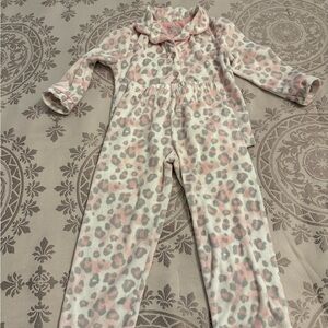 Sleep On It Pink and Gray Animal Print Pajama Set 4T